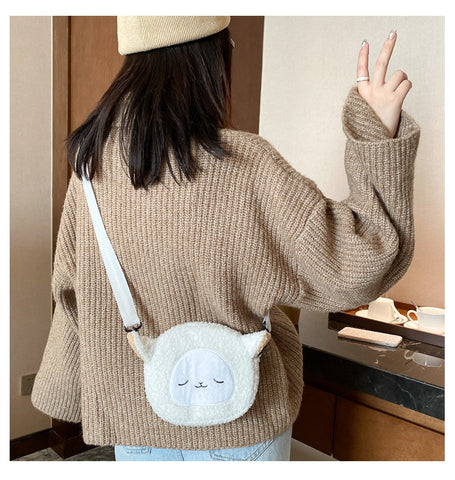 Fashionable sheep-shaped tote