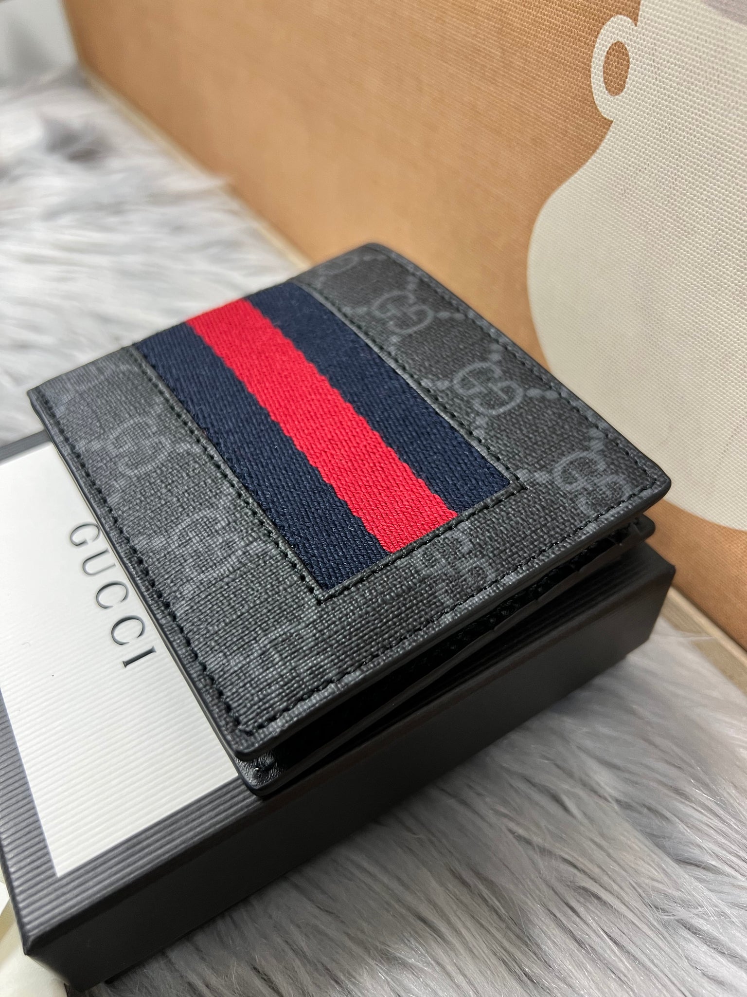 gucci gg supreme web wallet men