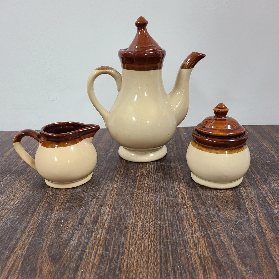 Vintage Teapot 3 Piece Set (Donated) - Woodruff Road