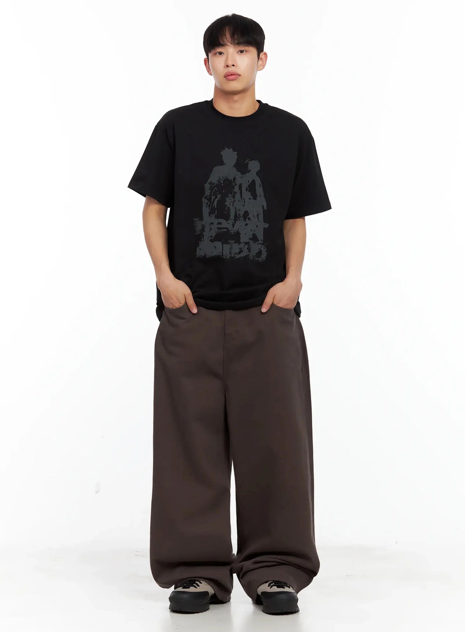 Men's Baggy Wide-Fit Pants IL516