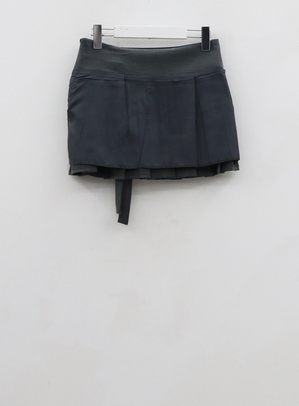 Pleated Side Belt Mini Skirt CO12 - Lewkin