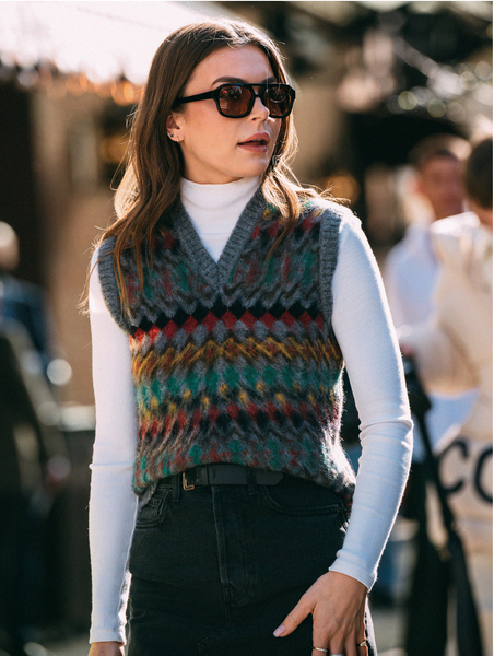 knitted vest