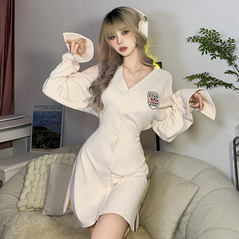 #Sisjuly# American sweet cool girly style vibe single-breasted pleated waist V-neck letter label dress female