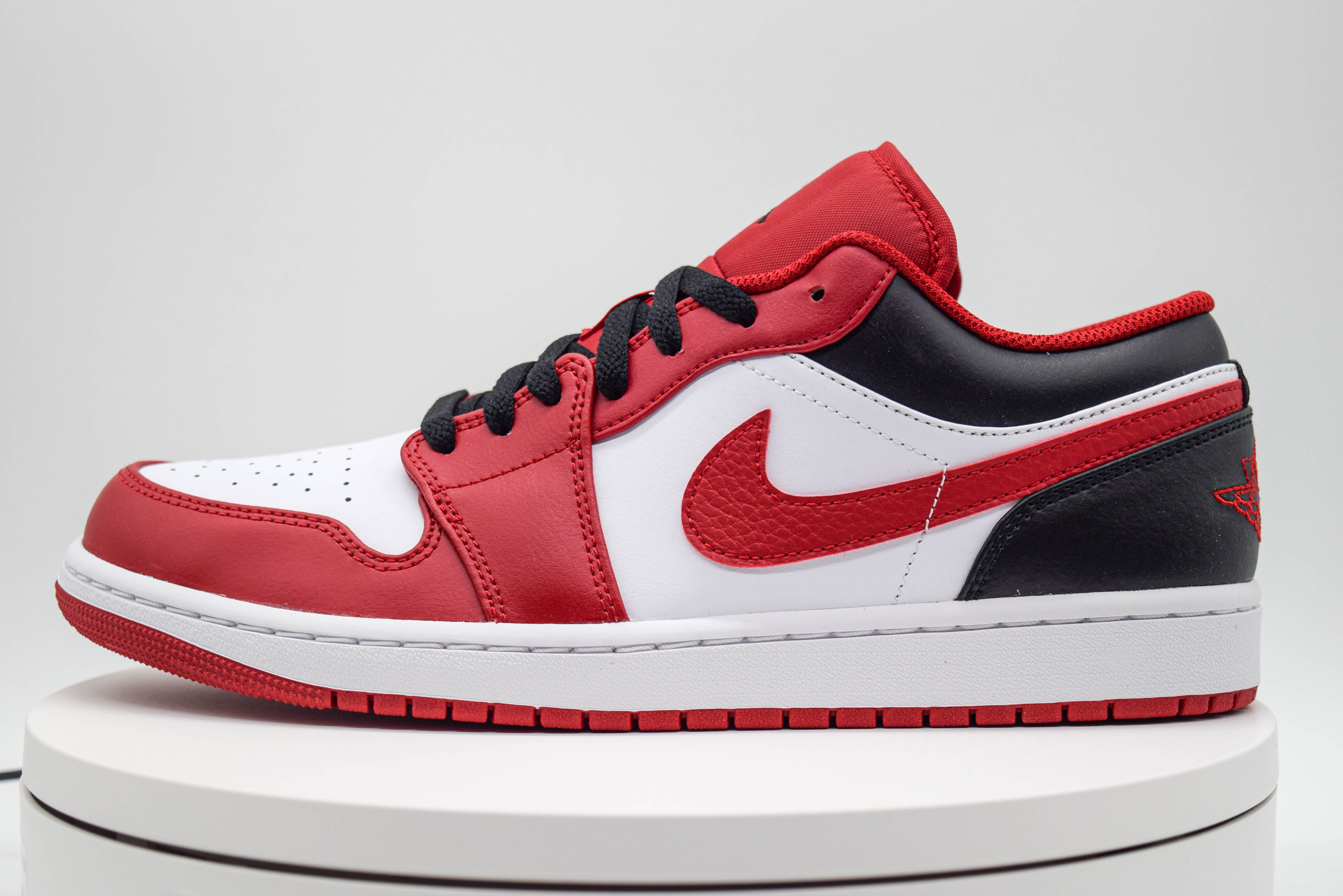 nike air jordan 1 low bulls