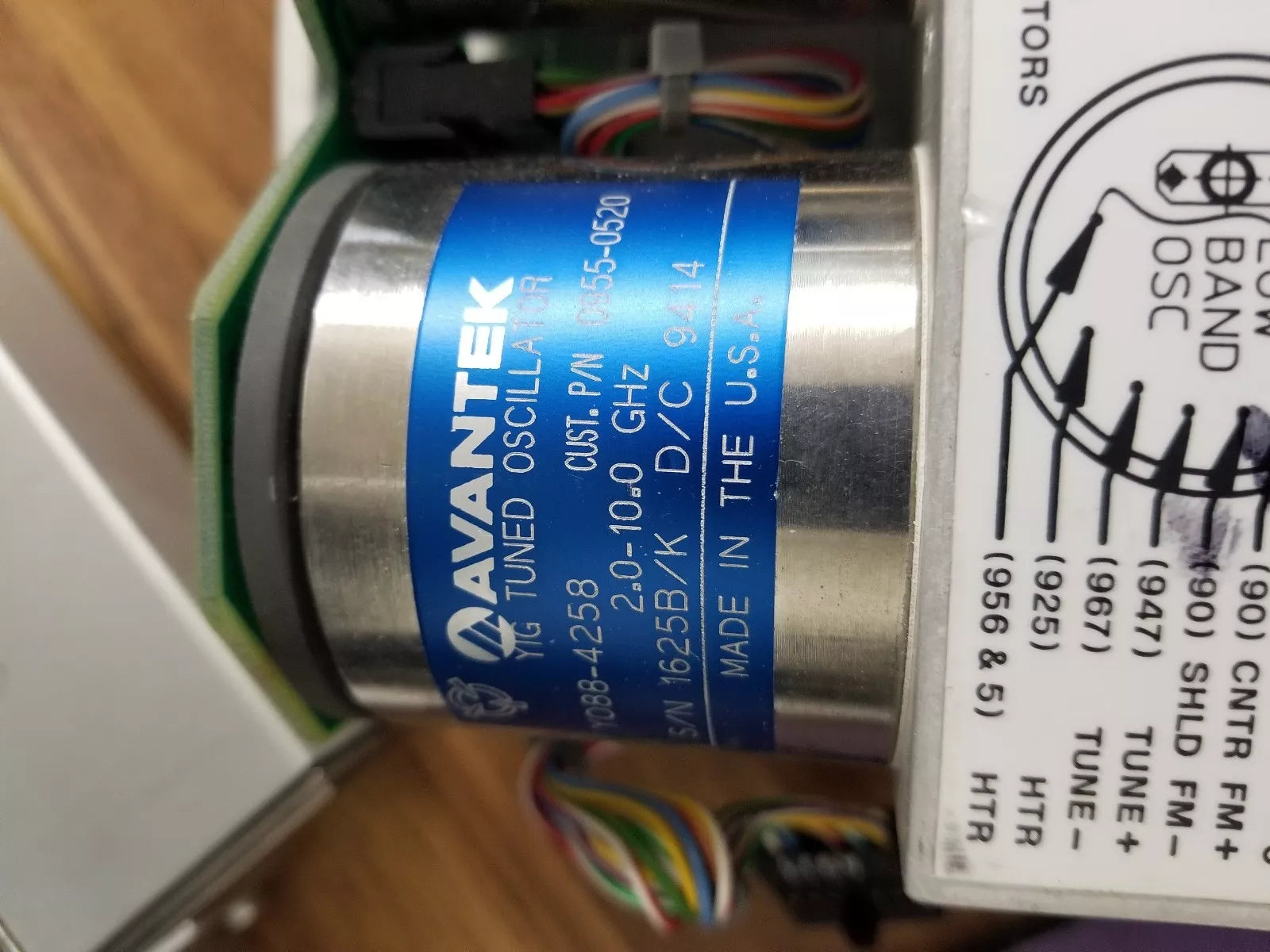 AVANTEK YTO YIG Tuned Oscillator 10-20GHz 0955-0520 YO88-4258 83711A/B 83731A/B