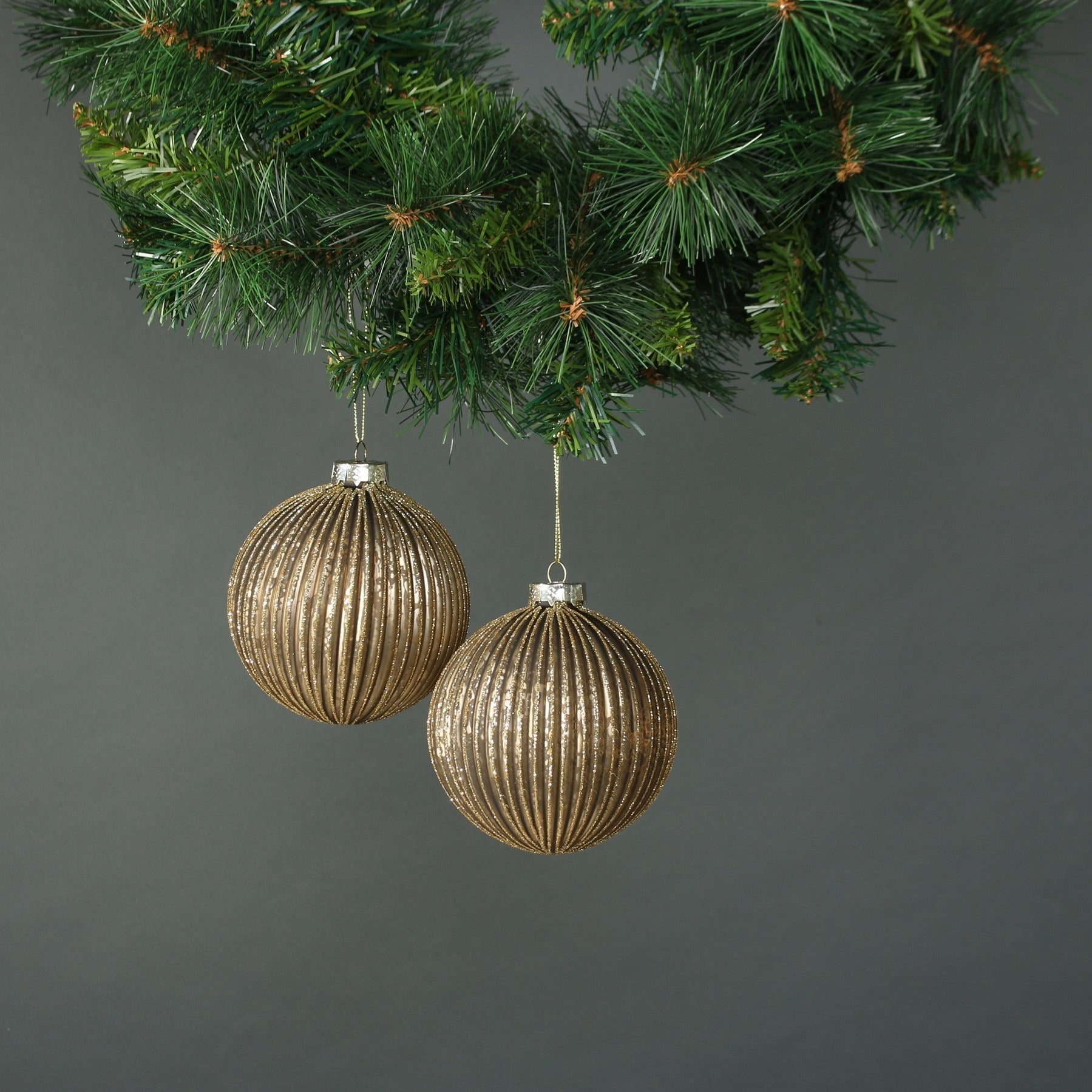 View Titania 10cm Glass Bauble Gold Set of 4 information