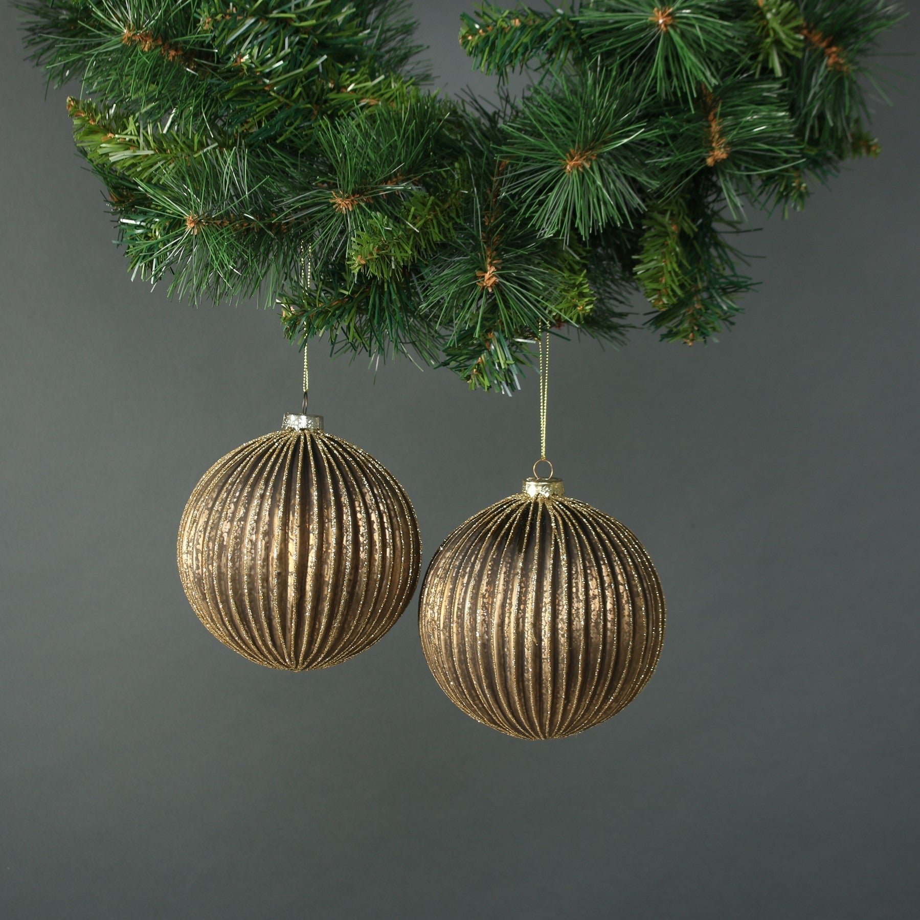 View Titania 12cm Glass Bauble Gold Set of 4 information