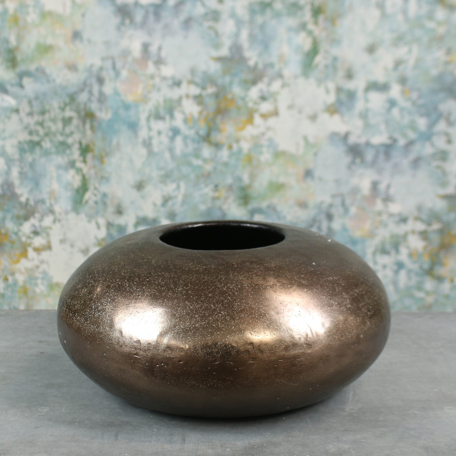 View Bronze Mayfair Pebble Large information