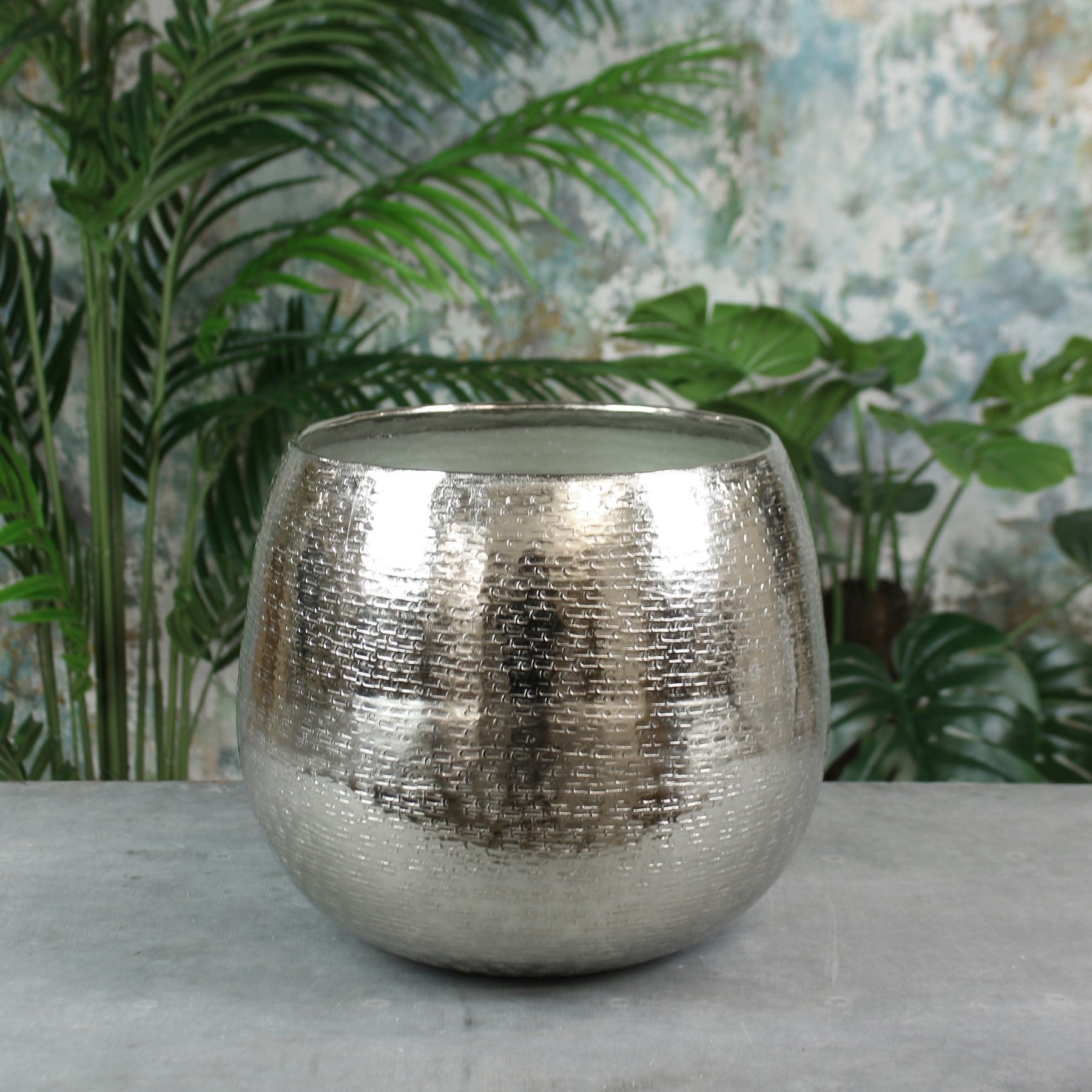 View Silver Hampstead Planter Small information