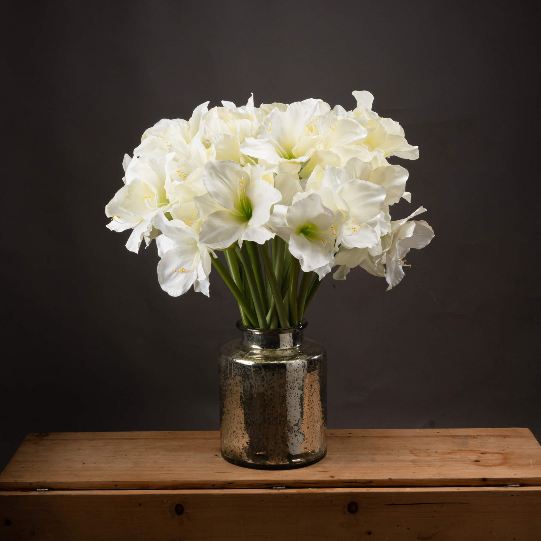 View Classic White Amaryllis Flower information