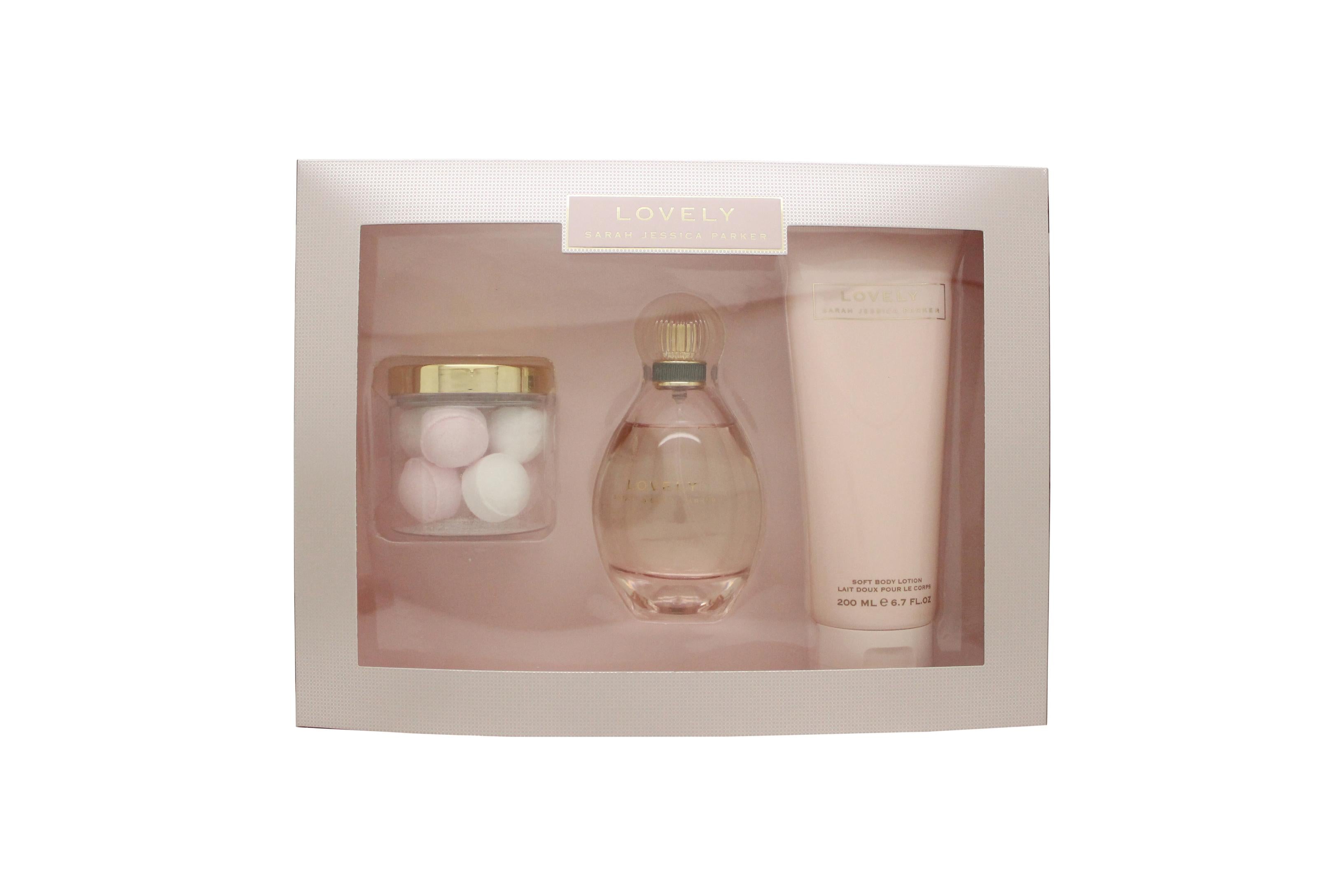 View Sarah Jessica Parker Lovely Gift Set 100ml EDP 200ml Body Lotion 100g Bath Pearls information