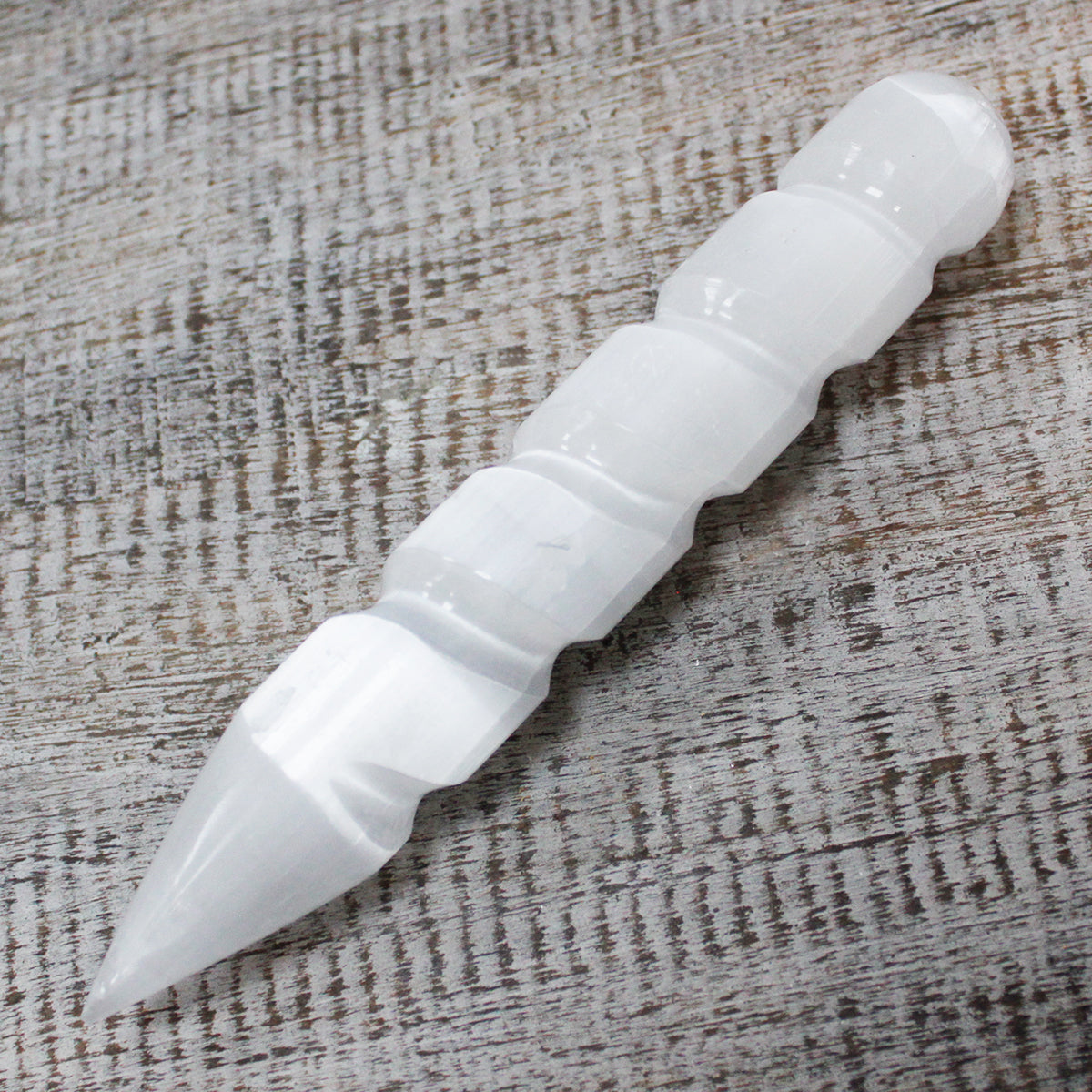 View Selenite Spiral Wands 16 cm Point One Ends information