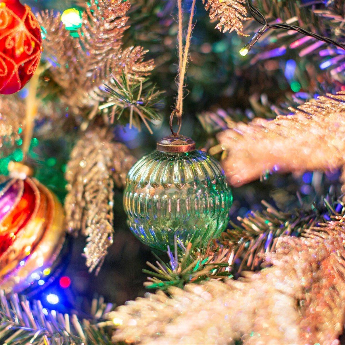 View Green Recycled Glass Grooved Bauble information