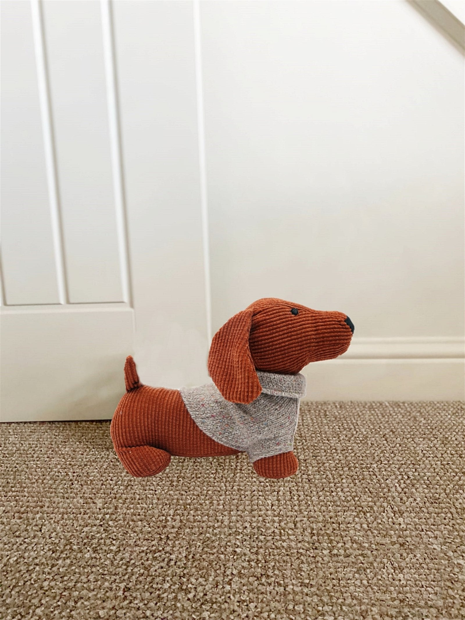 View Orange Dog with Jumper Doorstop information