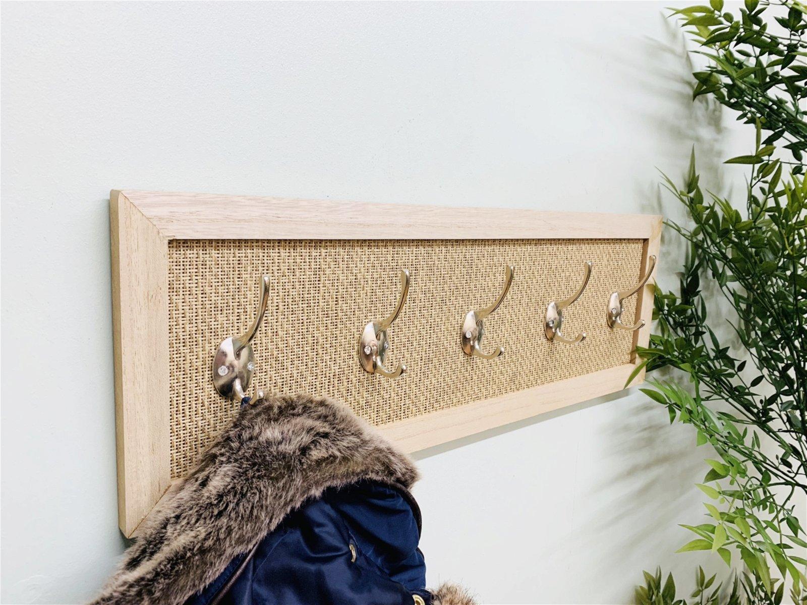 View Coat Rack On Woven Board With 5 Hooks information
