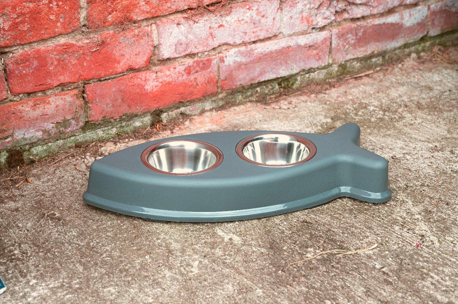 View Fish Shape Double Pet Bowls information