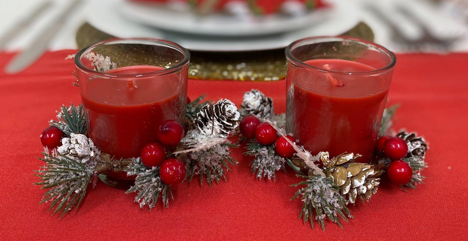 View Red Set Of 2 Candle Pots With Wreath information