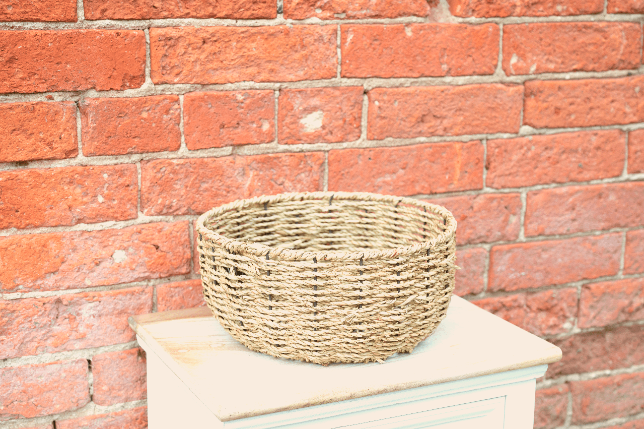 View Set of 2 Dried Seagrass Baskets information