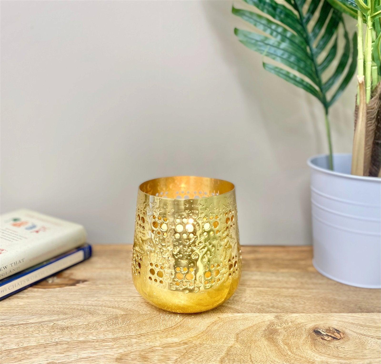 View Small Gold Candle Pot 135cm information