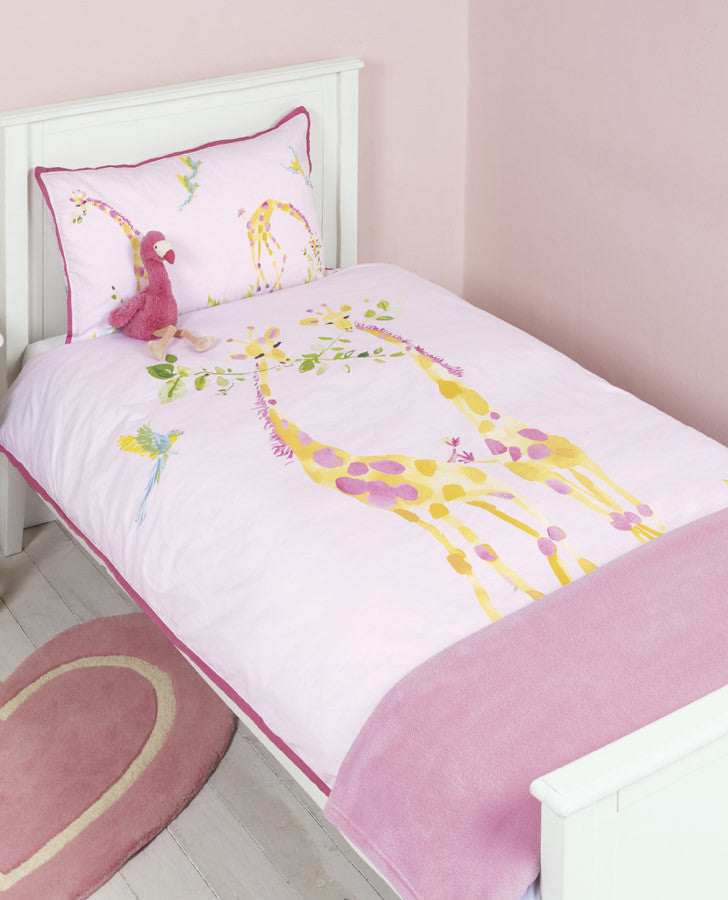 Giraffe Print Bedset   3662039 HiRes Slideshow 