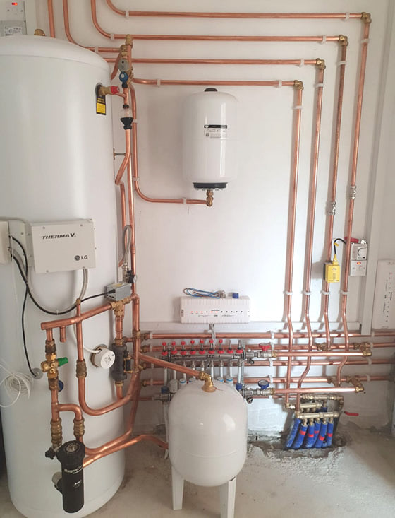 300Ltr Cylinder in Plant room with copper pipe