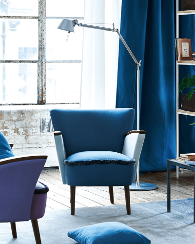 Dizajnový modrý bytový textil do obývačky značky Designers Guild