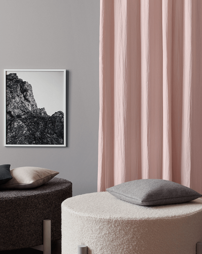 MODerné a dizajnové záclony a závesy rúžovej farby značky Nya Nordiska