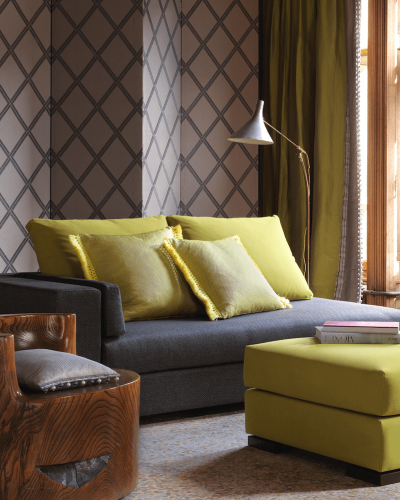 Kvalitné a moderné bytové textílie a záclony do obývačky značky Houlés