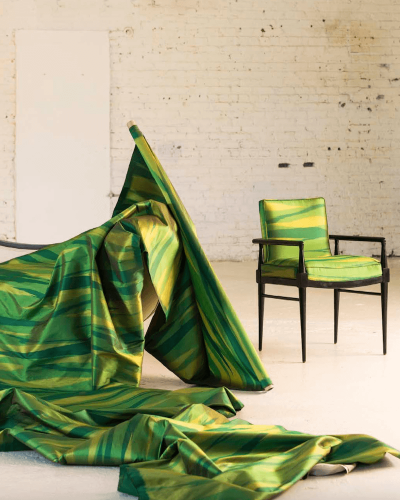 Luxusná zelená bytová textília vhodná na čalúnenie značky Jim Thompson