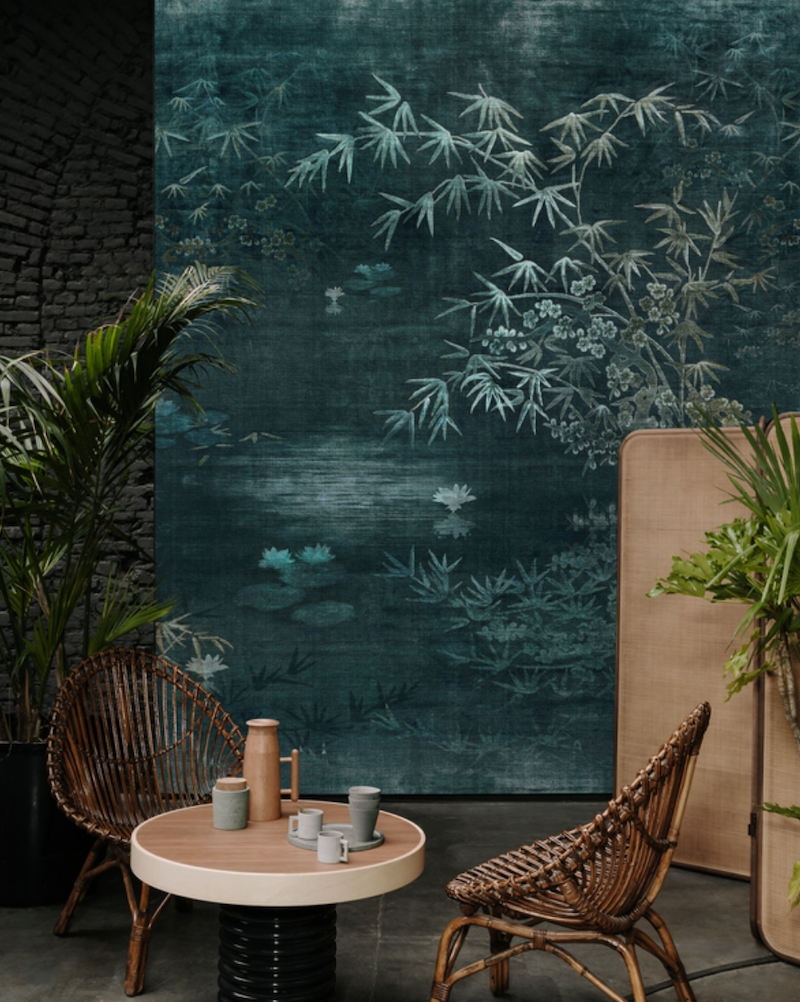 Moderná luxusná tapeta s prírodným vzorom značky Wall and Deco