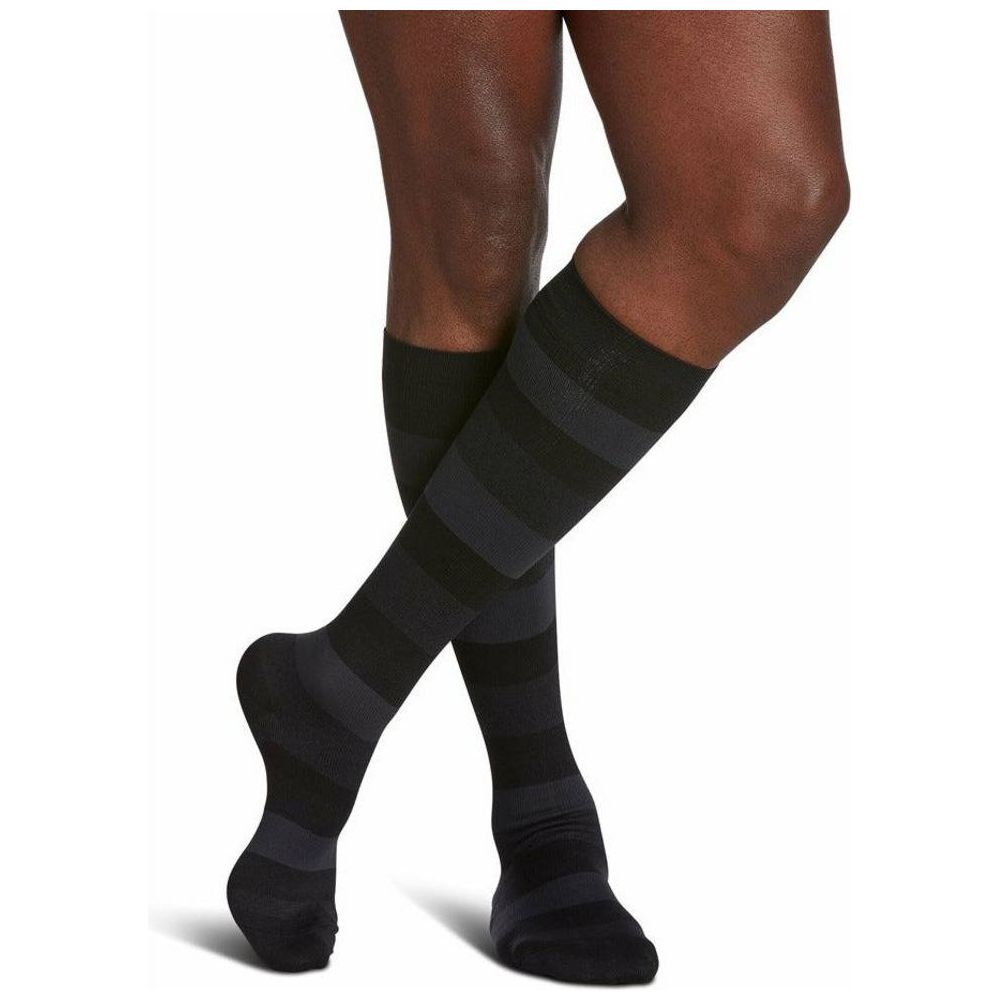 Sigvaris Cushioned Cotton Compression Socks 15-20 mmHg for Men – Aspen  Healthcare