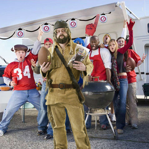 Old Trapper Tailgating Image