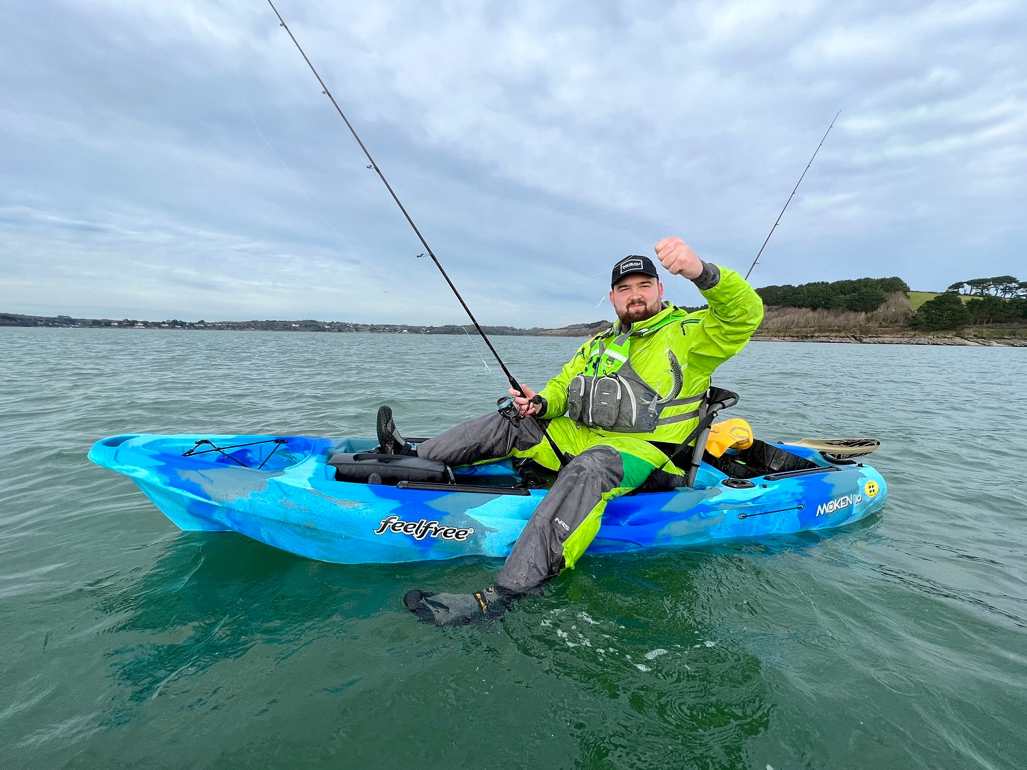 Fishing on the Feelfree Moken 10 kayak