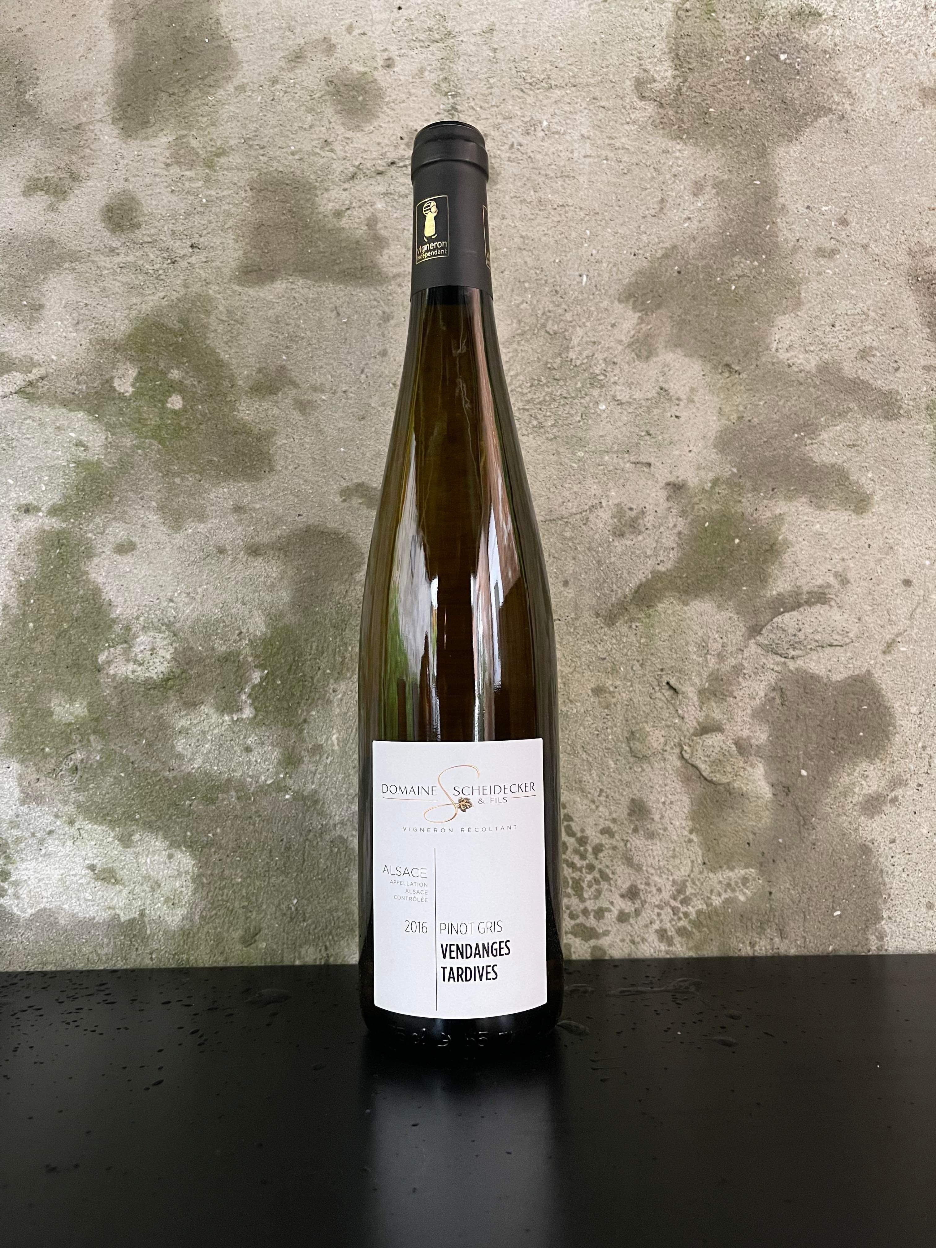 Brug Pinot Gris &#39;Vendanges Tardives&#39; 2016 - Sent høstet top-hvidvin fra Scheidecker & Fils, Alsace til en forbedret oplevelse