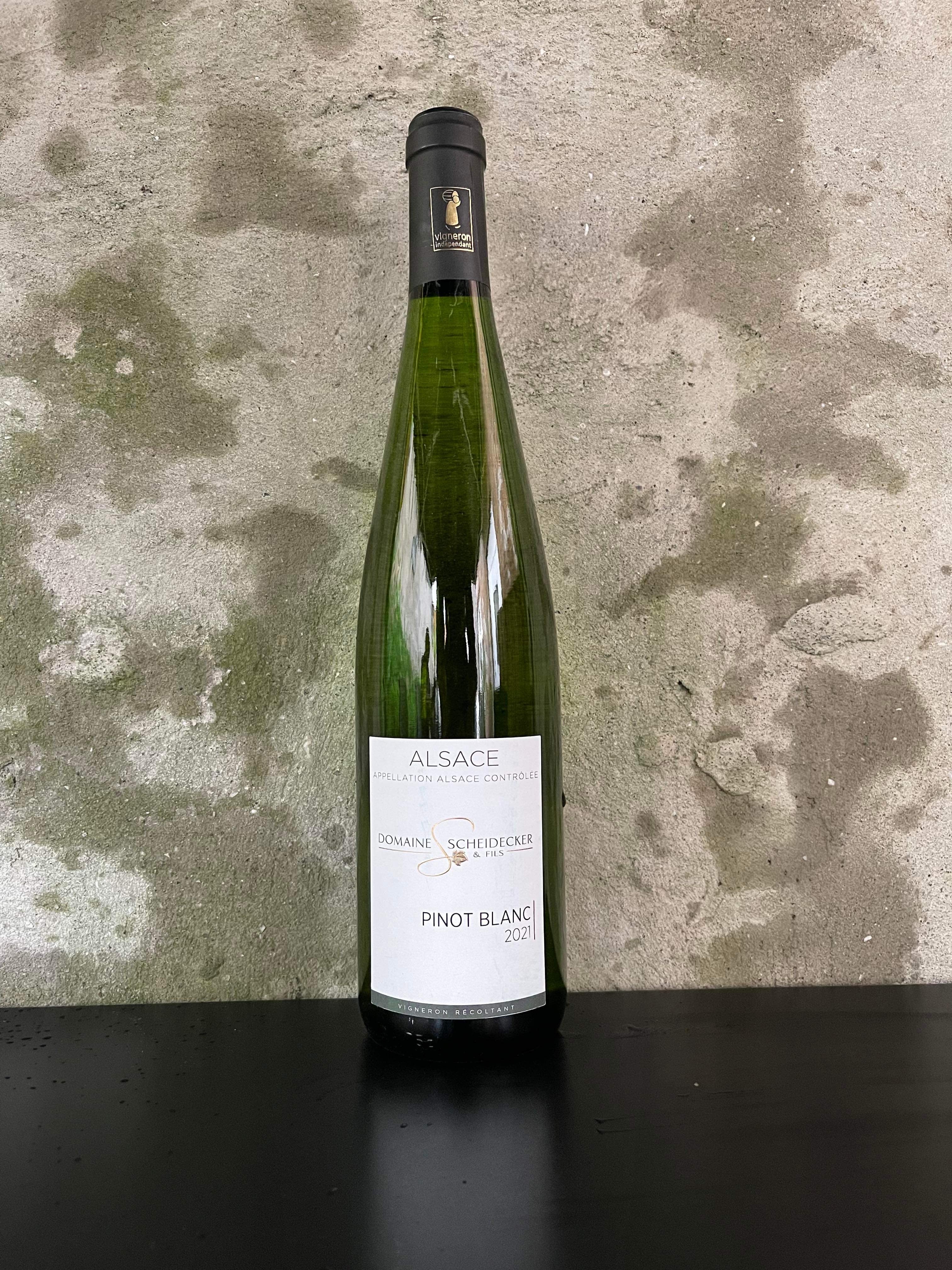 Brug Pinot Blanc 2021 - Hvidvin fra Scheidecker & Fils, Alsace til en forbedret oplevelse