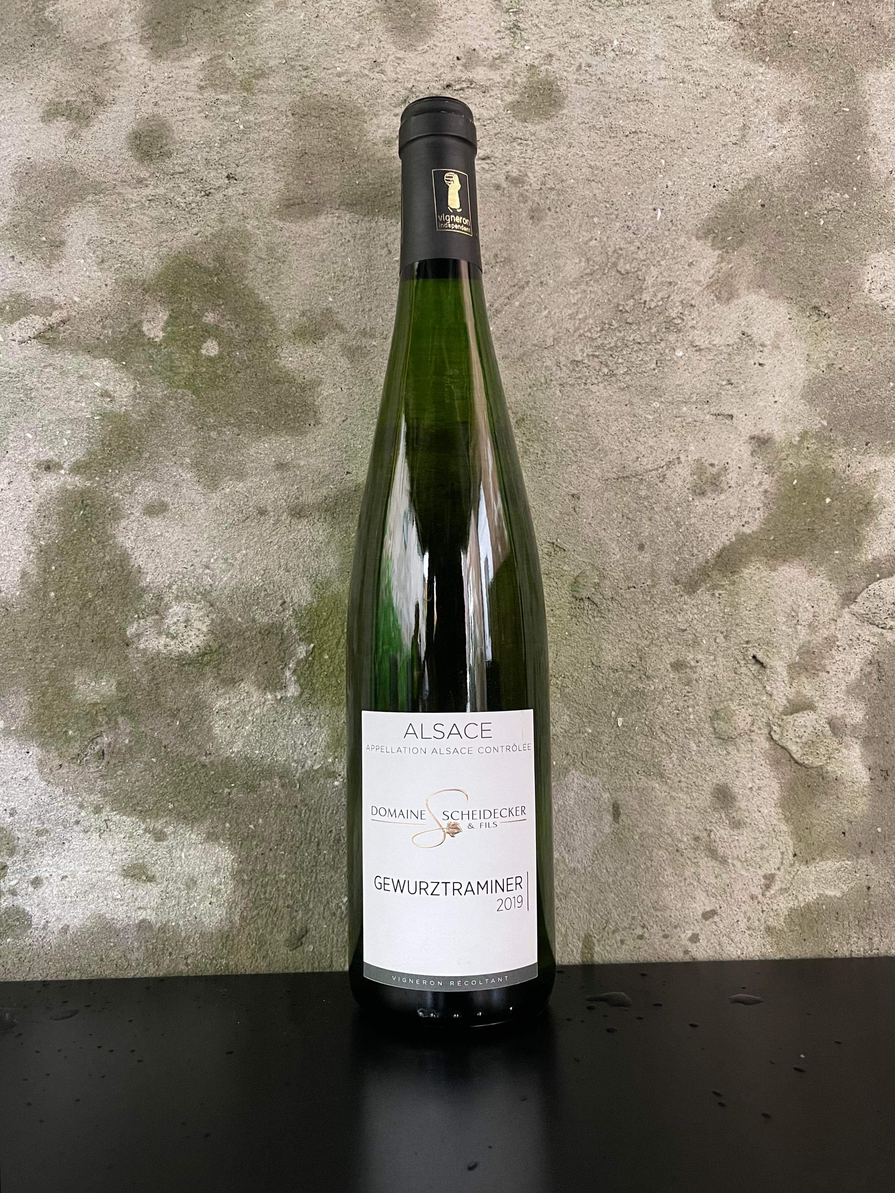 Billede af Gewurztraminer 2019 - Sød og frugtig hvidvin fra Scheidecker & Fils, Alsace