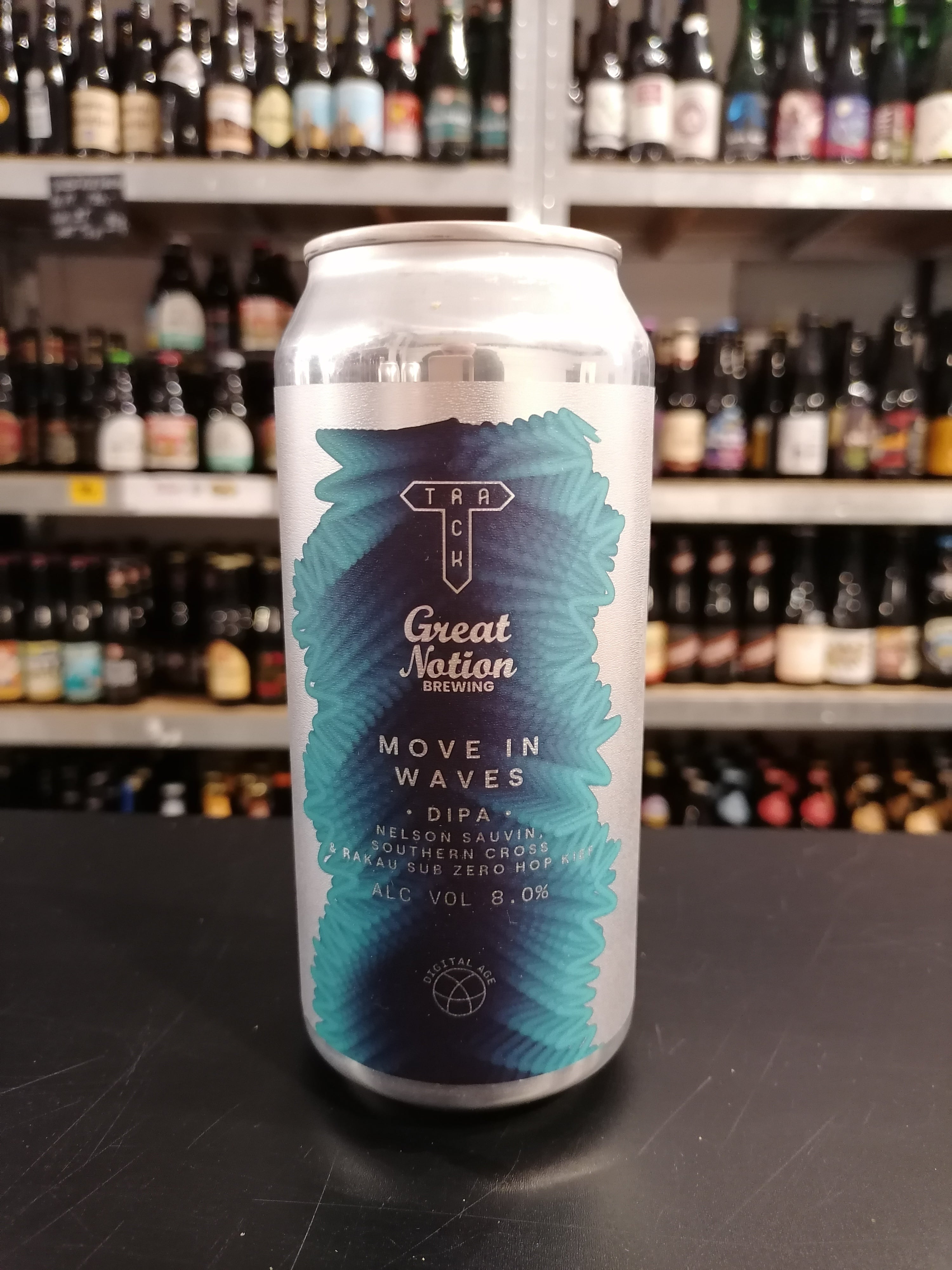 Billede af Move In Waves (Double Neipa, / 8,0% / 44cl) Track Brewing CO