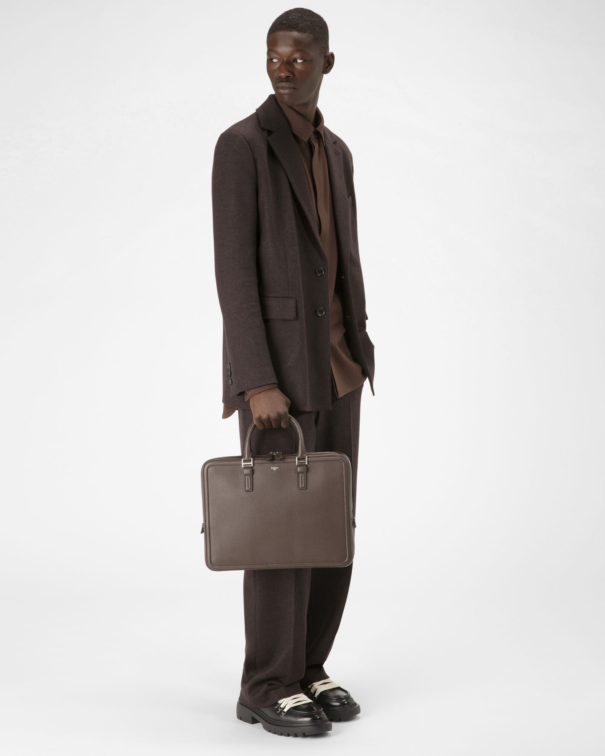 Men's Louis Vuitton Briefcases and laptop bags from $1,400