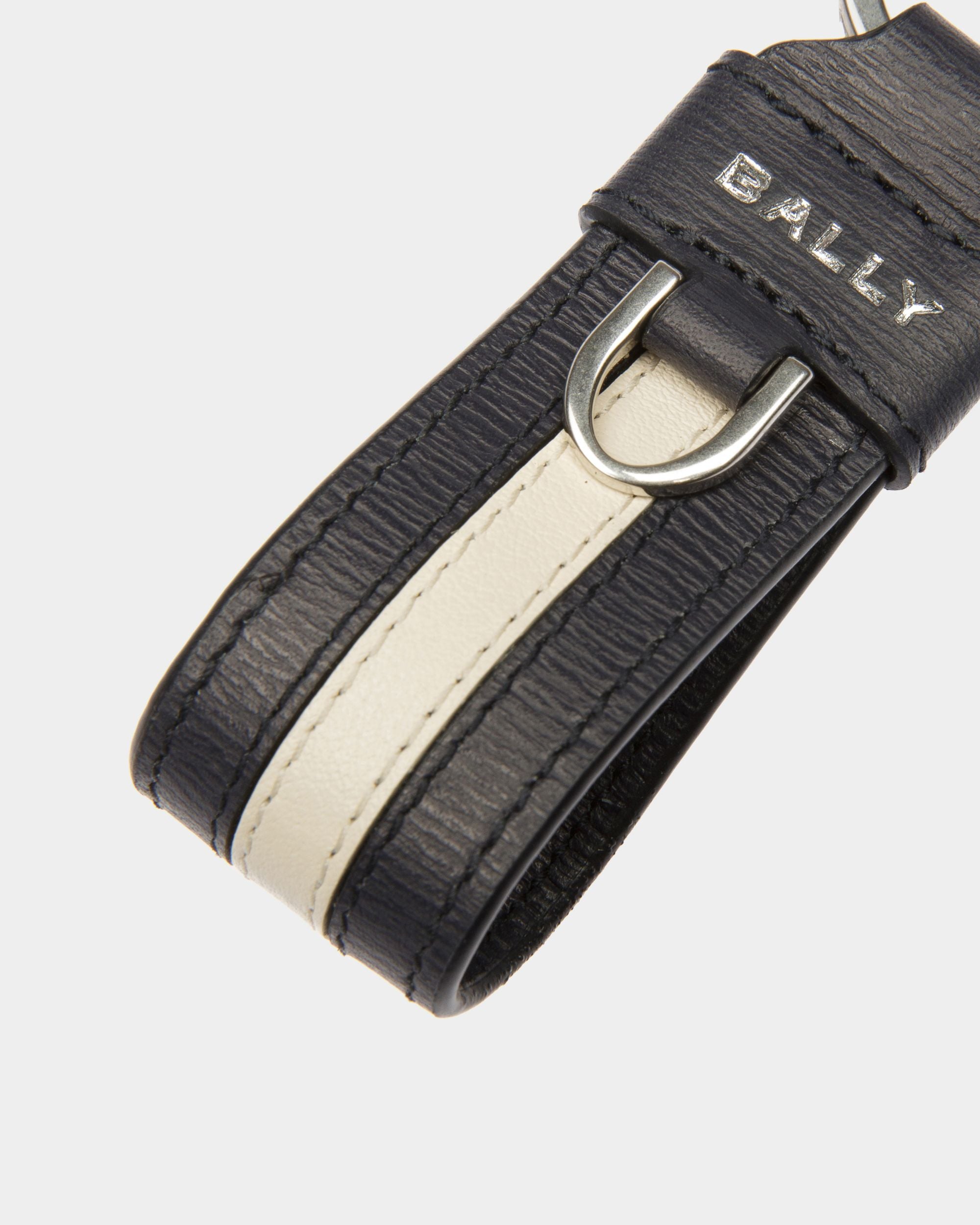 Ribbon Key Holder | Men's Keychain | Midnight Leather | Bally | Still Life Detail