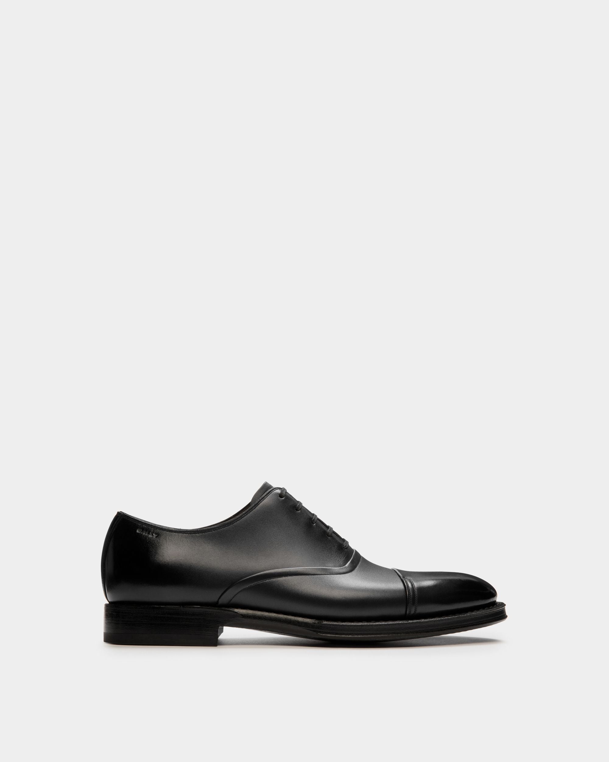 Scribe Un | Women's Oxford in Black Leather | Bally | Still Life Side