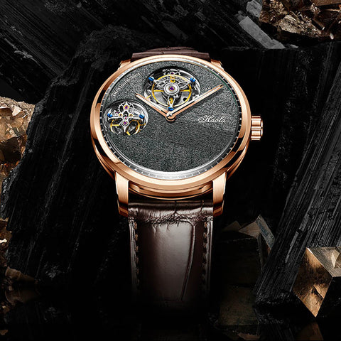 Luxury Men's Gold Watch