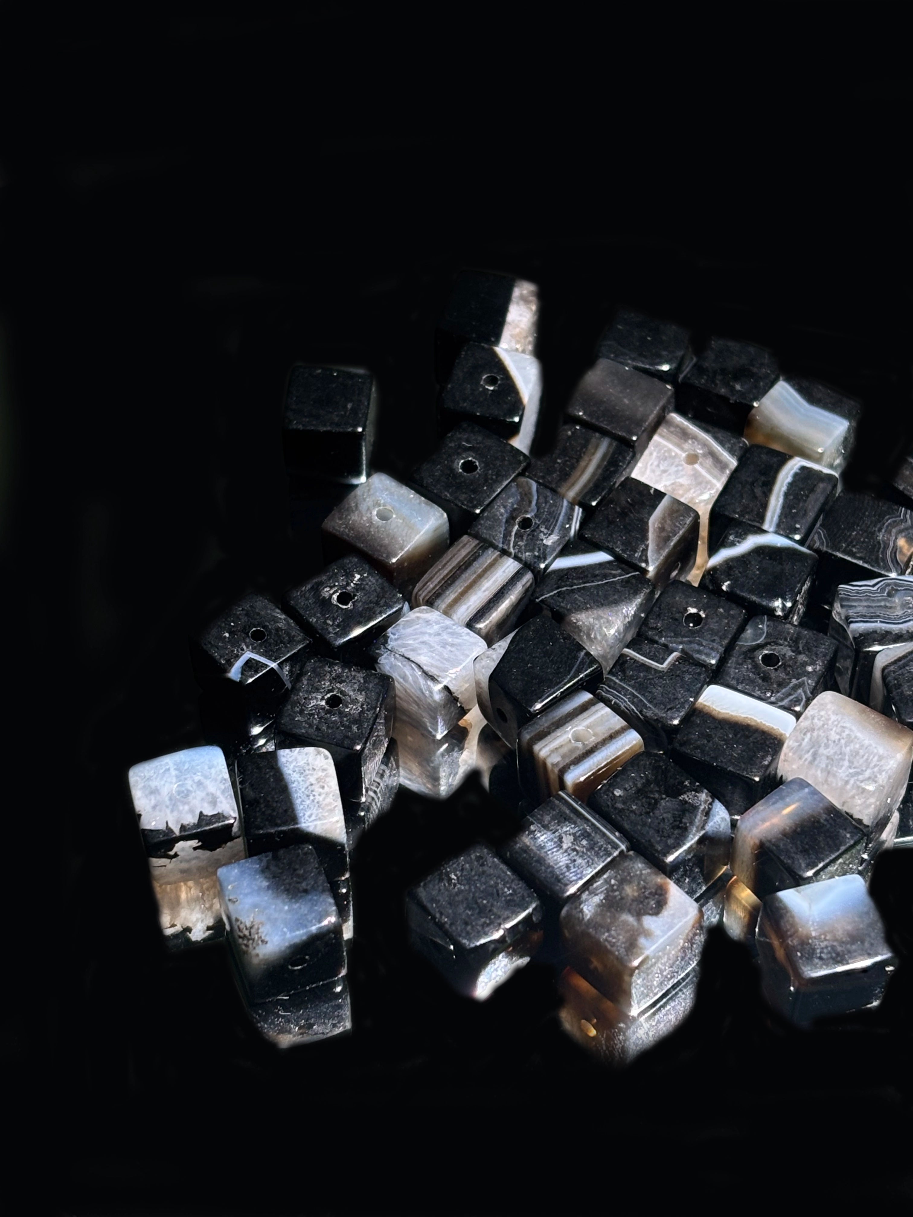 Onyx Black Stripe Agate Cube