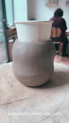 Preventing warping in clay