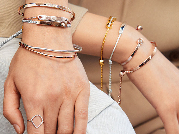How to Pull Off Mixing Gold and Silver Jewelry