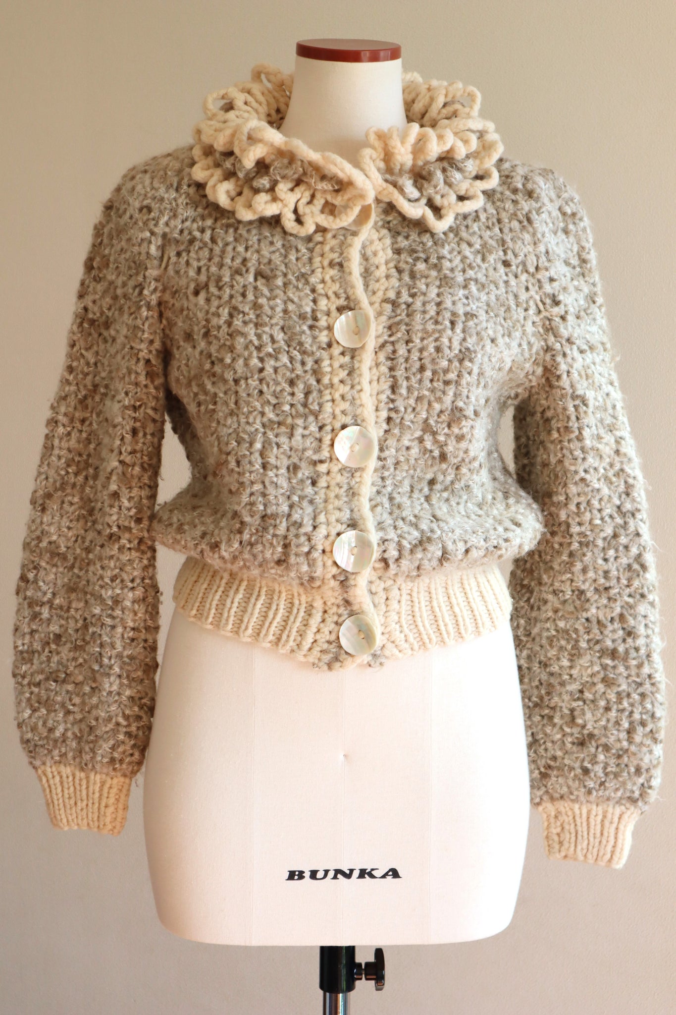 80s Hand Knit Frilly Collar Cardigan
