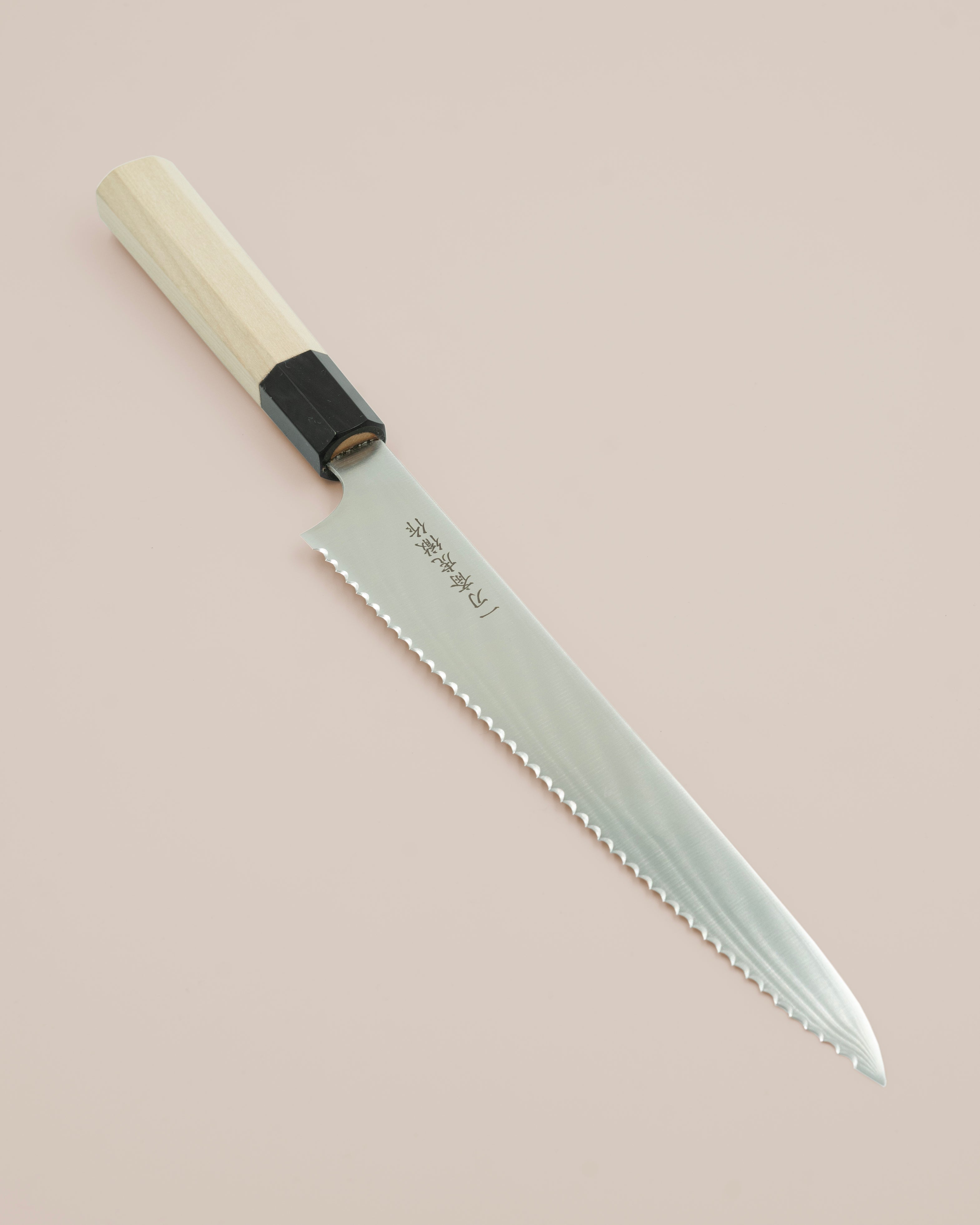 Billede af Brødkniv | 24 cm | Magnolia | Seramikku