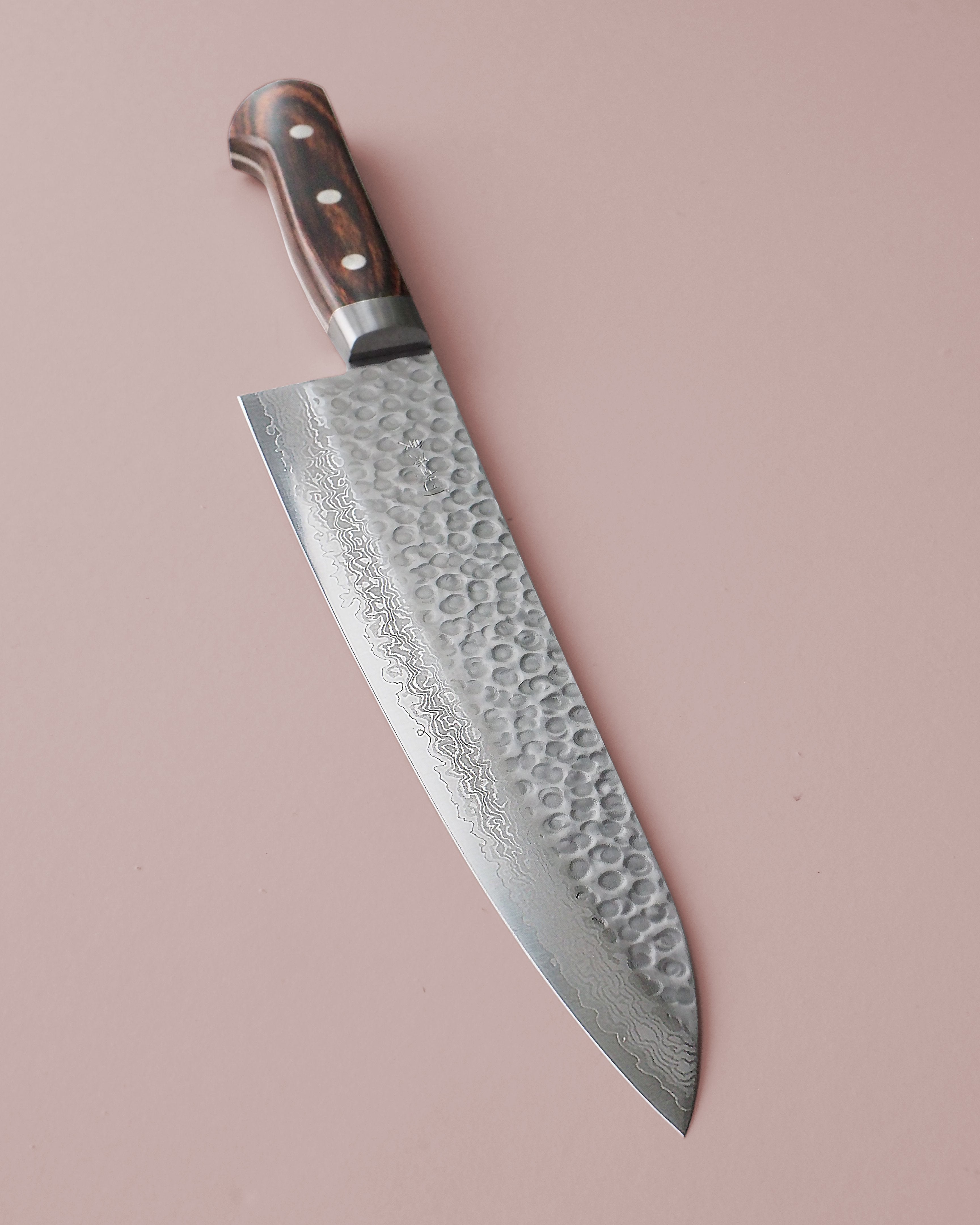 Se Gyuto kniv | 24 cm | Mahogni | Seramikku hos Seramikku.dk