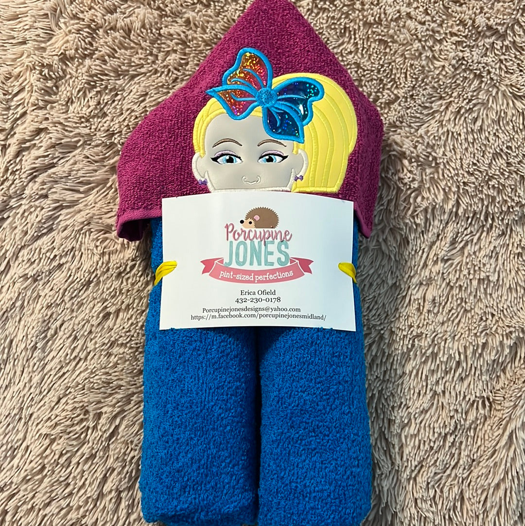Jojo Siwa Hooded Towel