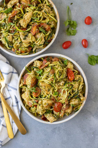 pesto chicken zoodles