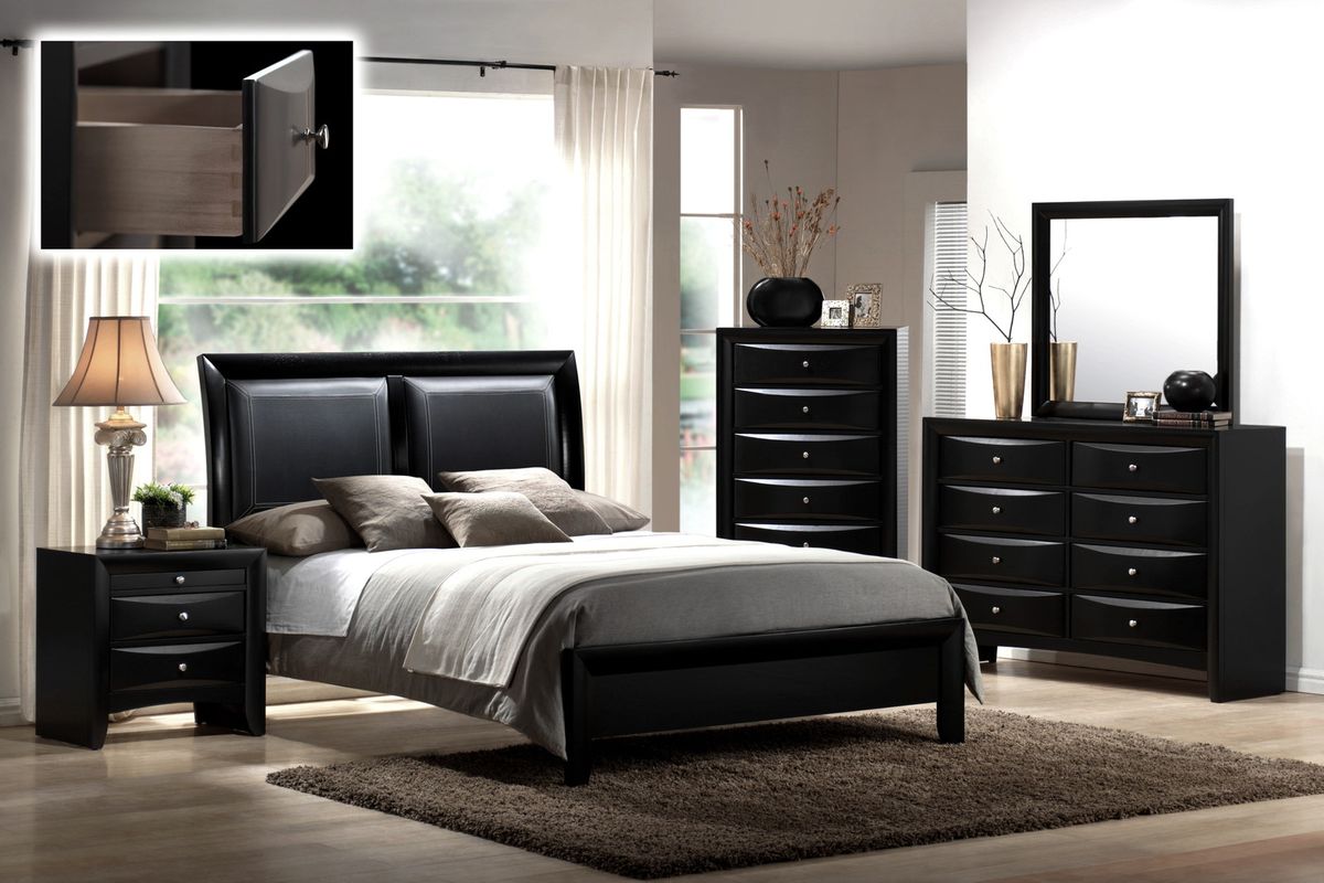 Crown Mark Furniture Emily Drawer Chest in Black